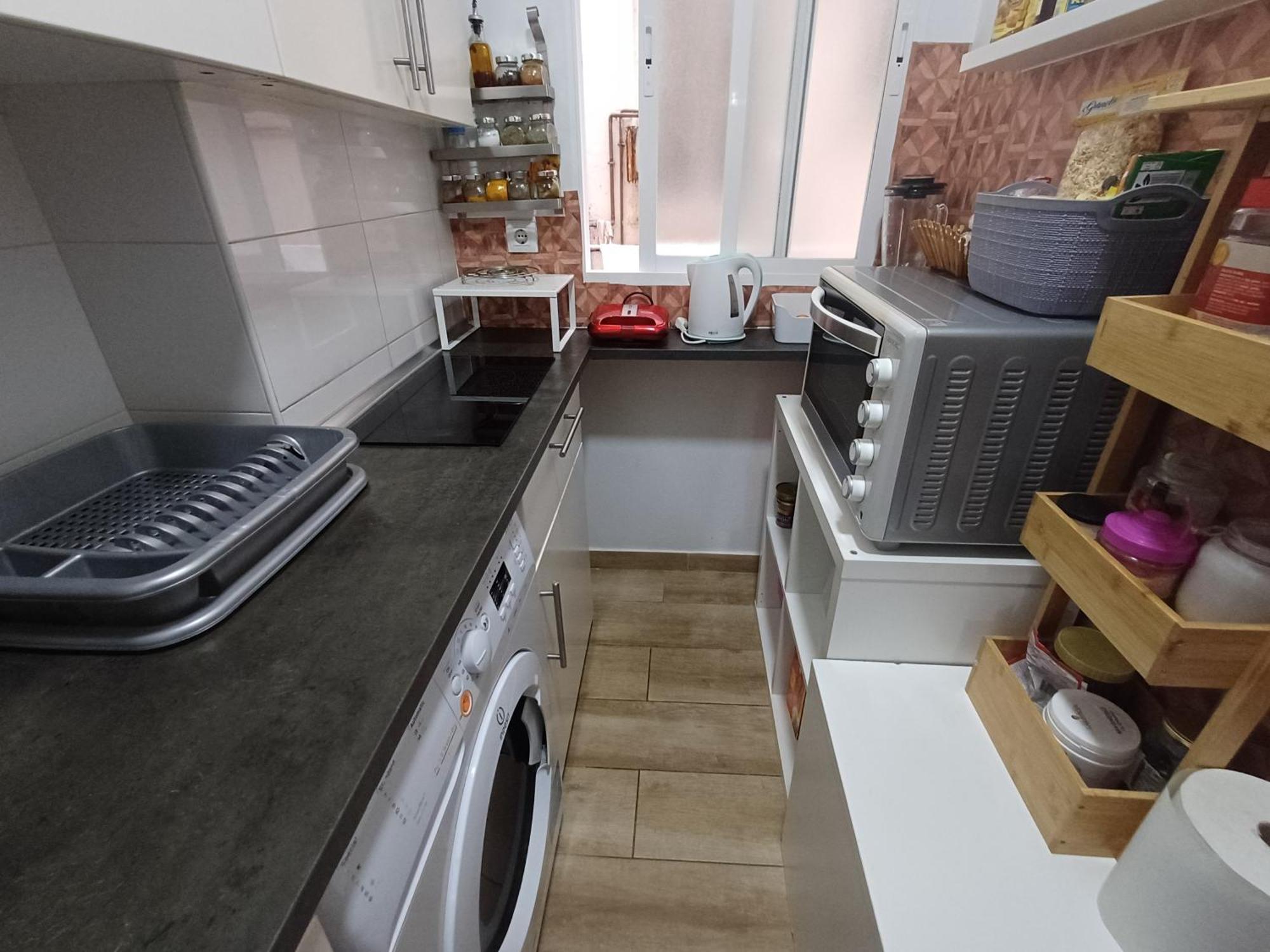 Room En Madrid Pacifico Екстериор снимка