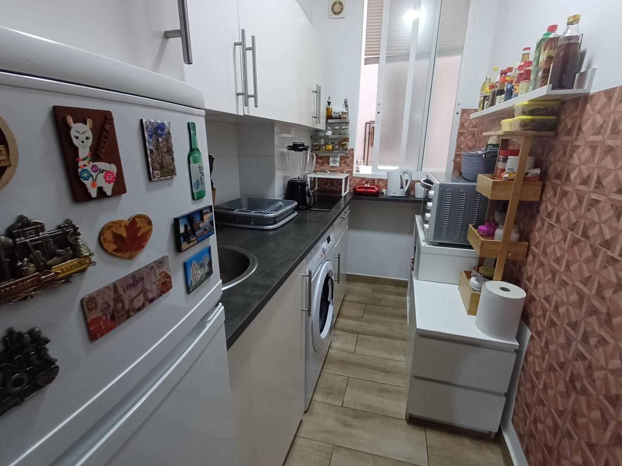 Room En Madrid Pacifico Екстериор снимка