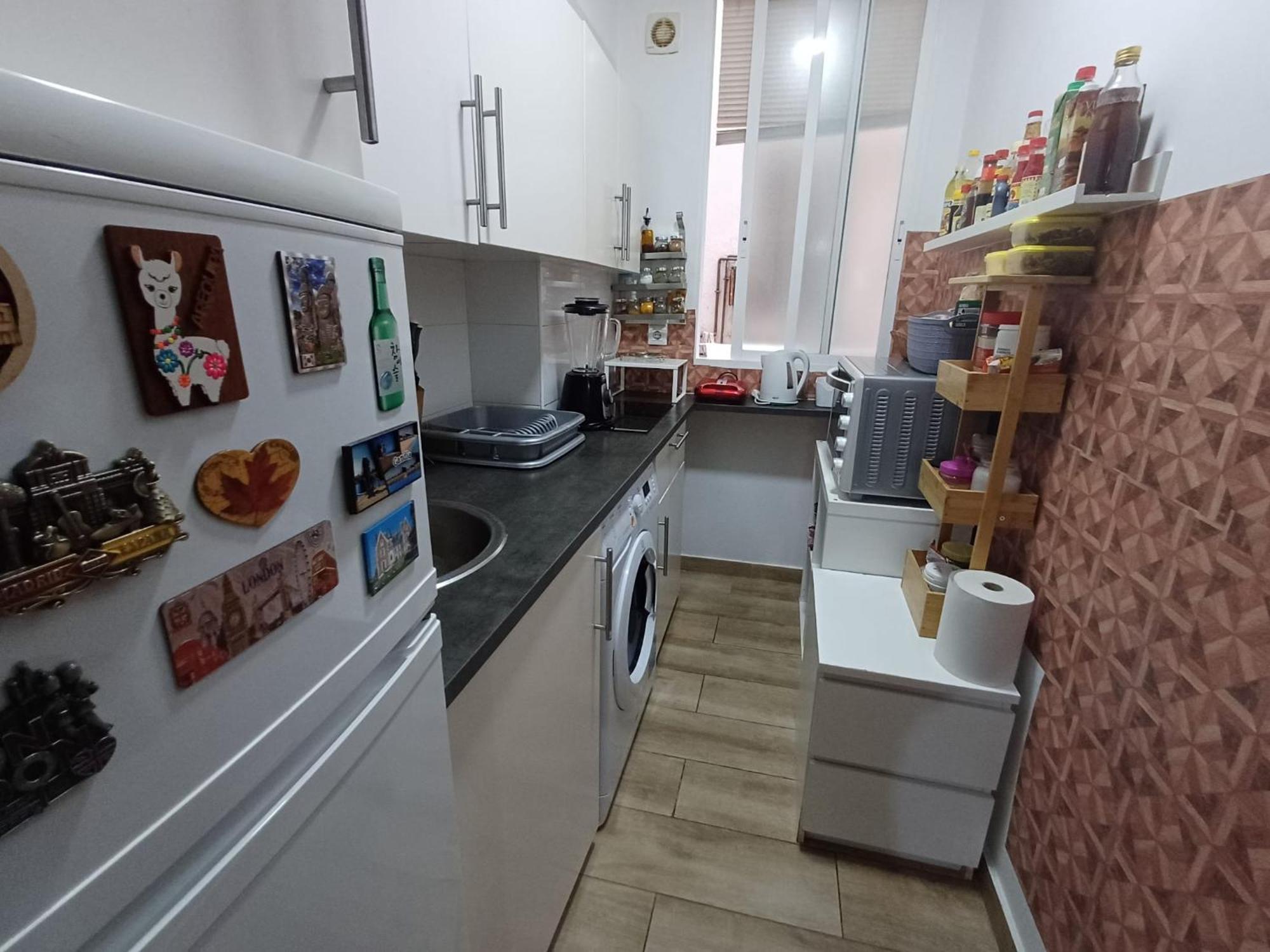 Room En Madrid Pacifico Екстериор снимка
